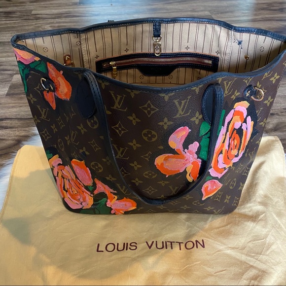 Louis Vuitton Neverfull MM - Picture 10 of 17